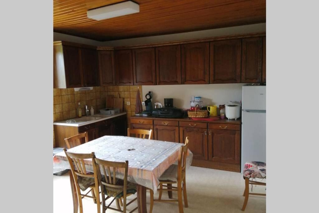 Maison Familiale Coteaux De La Vezere Voutezac 外观 照片